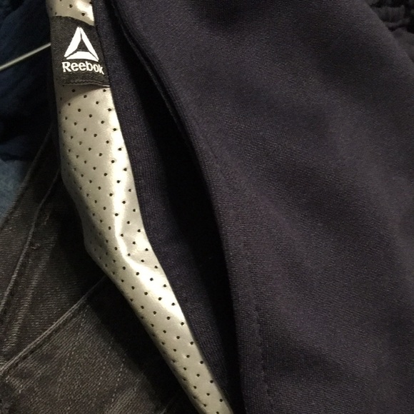 Reebok interlock Mens Active Pants Size S - Picture 9 of 9